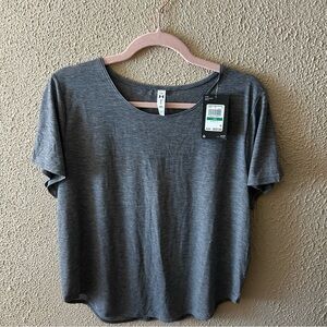 NWT Under Armour Cut-Out Back Short Sleeve T-Shirt